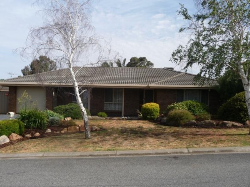 18 Tuglow Court, Hillbank SA 5112