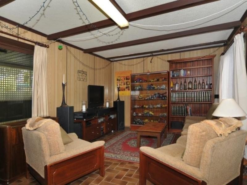 8 Cheltenham Crescent, Salisbury East SA 5109