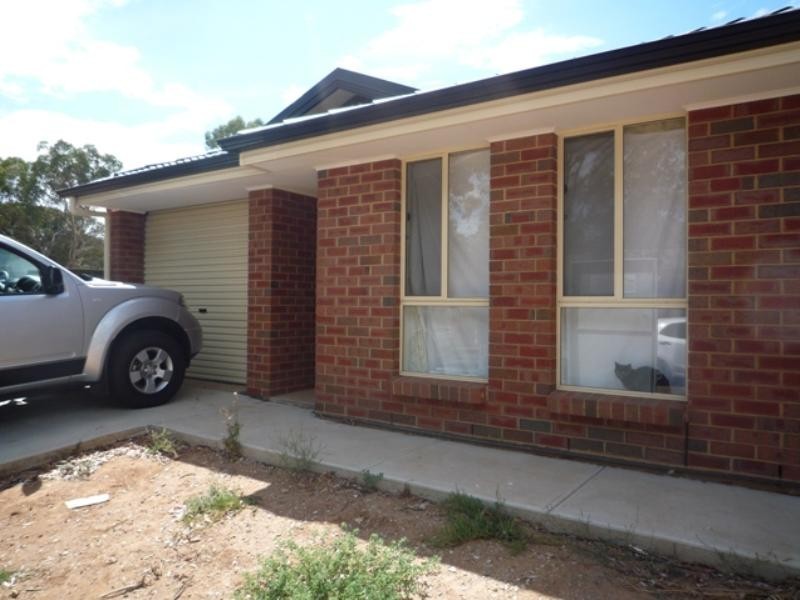 15B Gumbrae Avenue, Salisbury Downs SA 5108