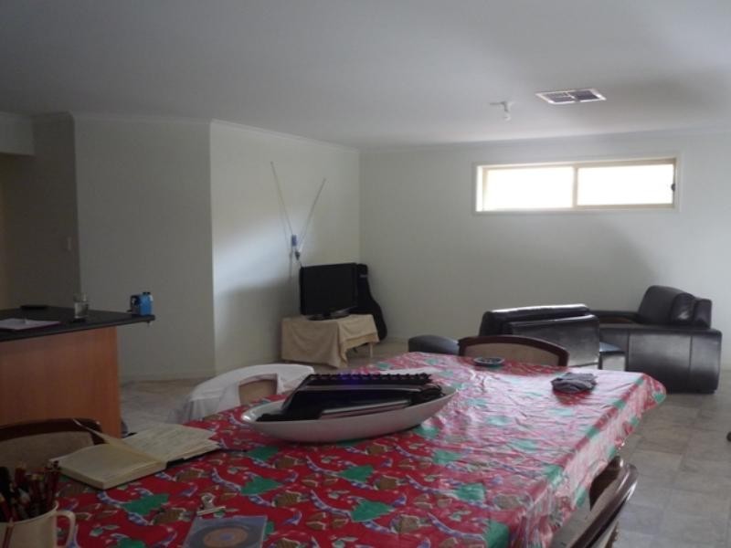 15B Gumbrae Avenue, Salisbury Downs SA 5108