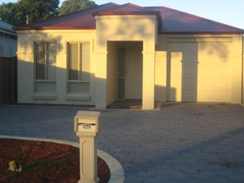 42 FLORIEDALE Road, Greenacres SA 5086