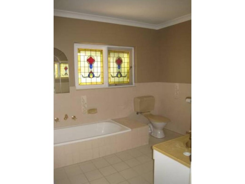 6 Janlyn Road, Vista SA 5091