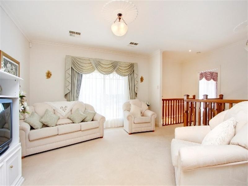 12 Devonshire Court, Golden Grove SA 5125