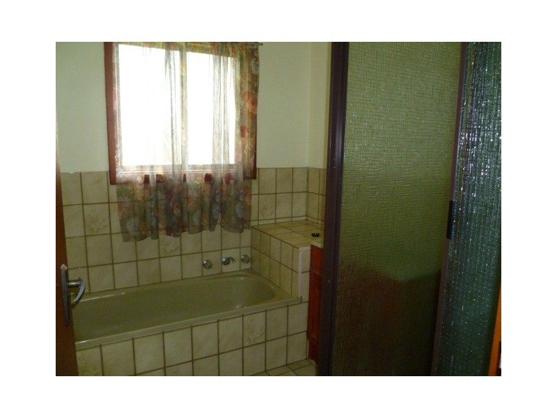 19 Jane Street, Smithfield SA 5114