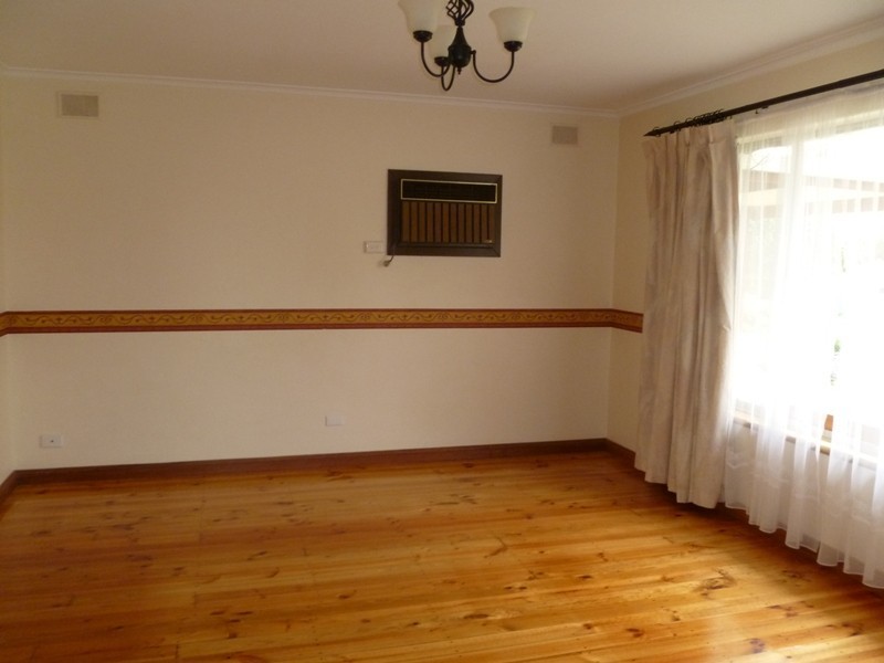 37 Cottenham Road, Banksia Park SA 5091