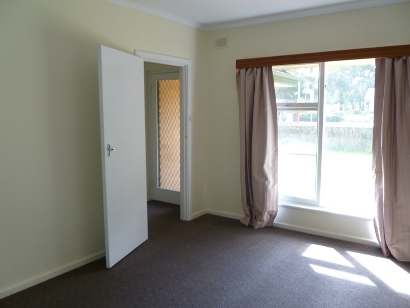 124 RESERVOIR Road, Modbury SA 5092