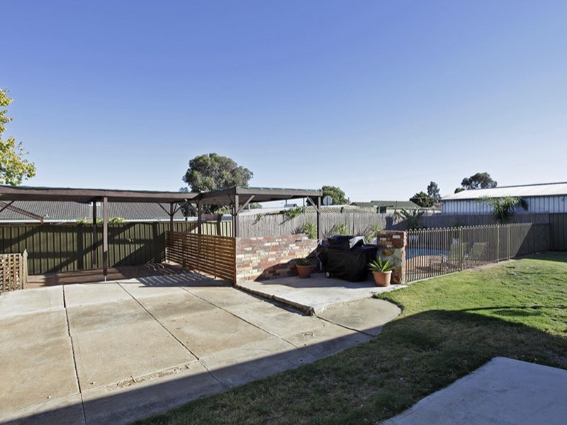 16 Mettika Avenue, Ingle Farm SA 5098