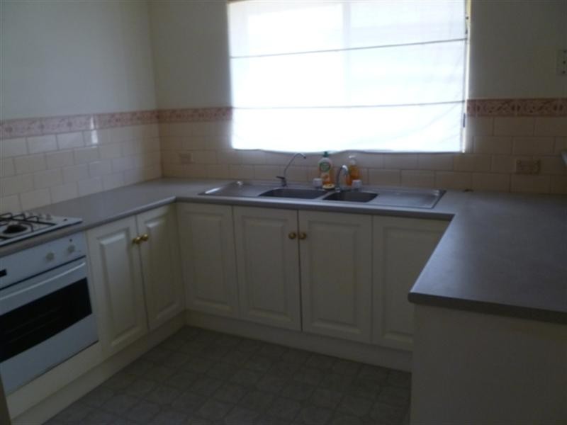 12/32 Debenham Court, Greenwith SA 5125