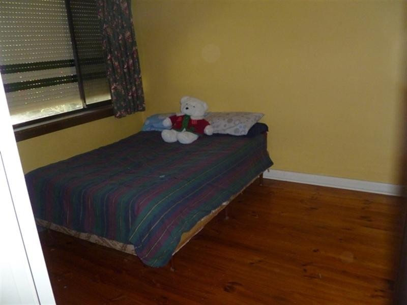 8 Angela Avenue, Brahma Lodge SA 5109