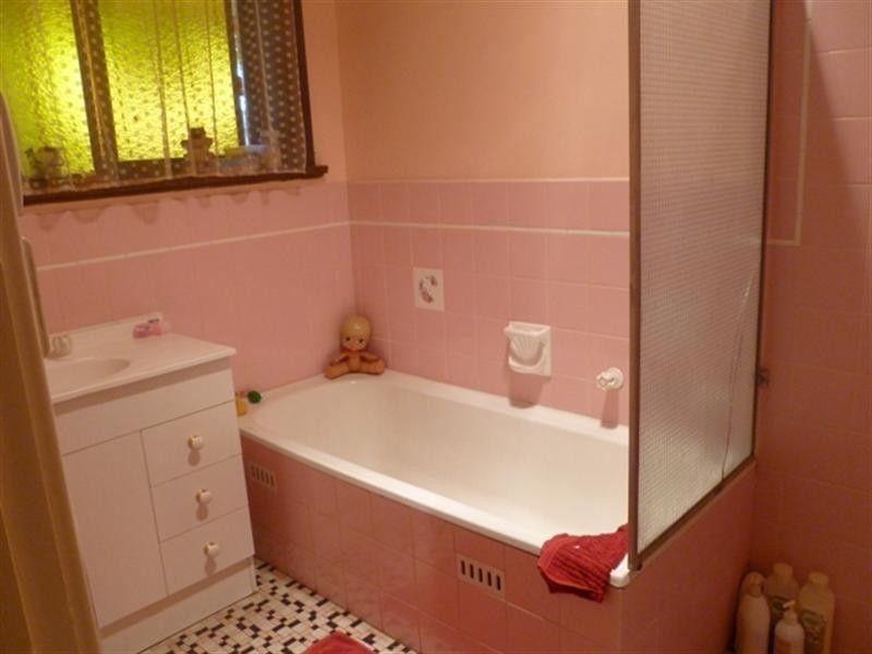 8 Angela Avenue, Brahma Lodge SA 5109