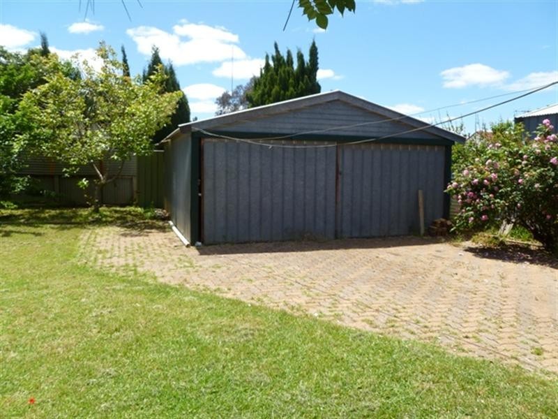 8 Angela Avenue, Brahma Lodge SA 5109