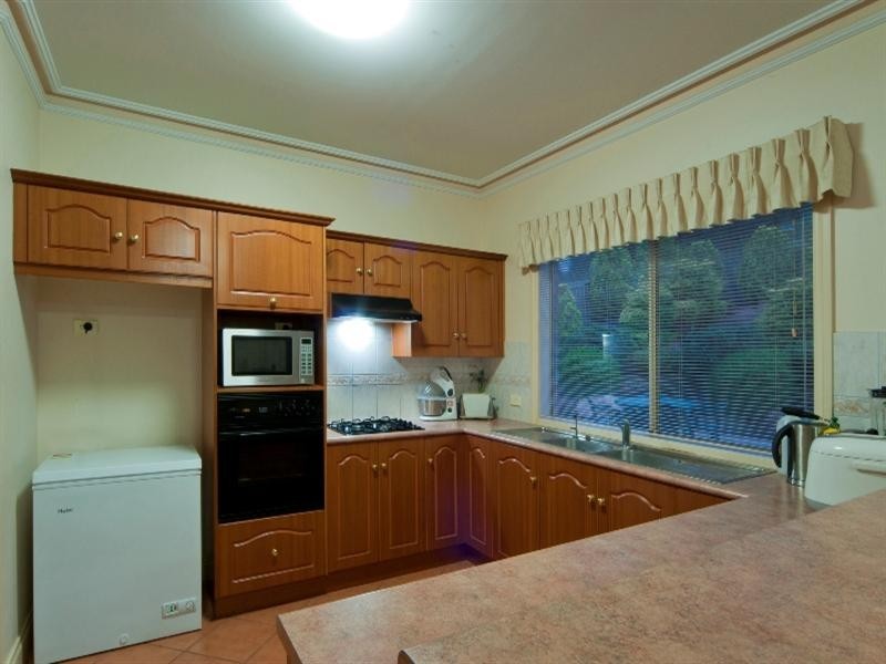 32 Swansea Circuit, Gulfview Heights SA 5096