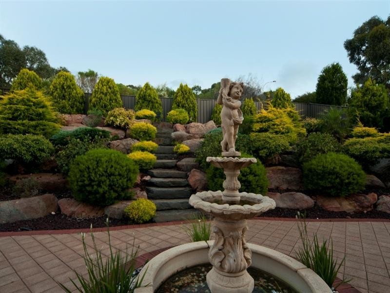 32 Swansea Circuit, Gulfview Heights SA 5096