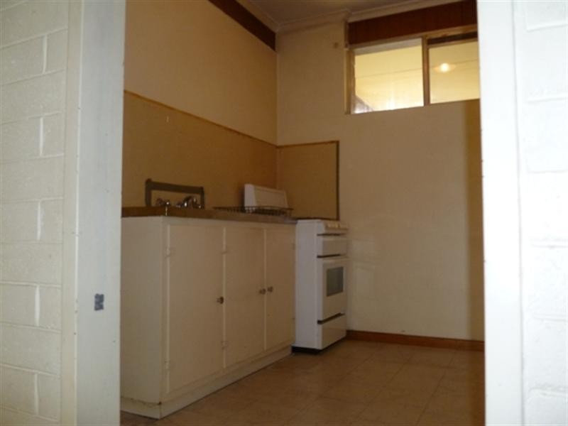 5/2 THAMES Crescent, Salisbury East SA 5109