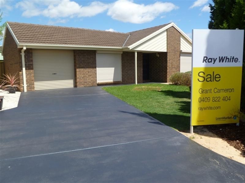 5 Hobart Court, Salisbury Heights SA 5109