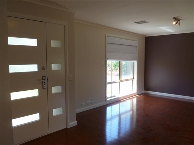 5 Hobart Court, Salisbury Heights SA 5109