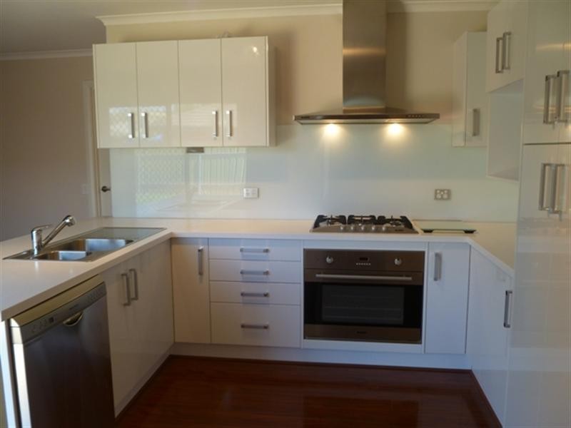 5 Hobart Court, Salisbury Heights SA 5109