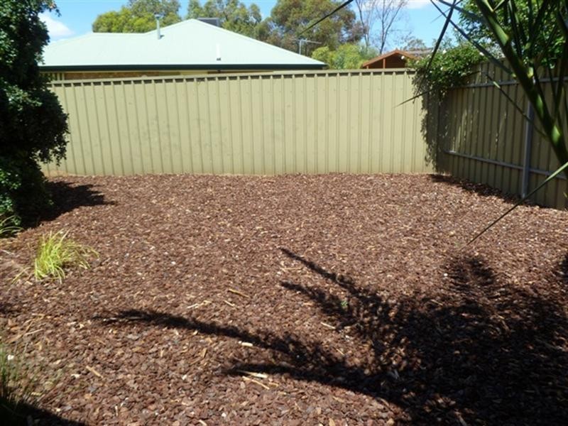 5 Hobart Court, Salisbury Heights SA 5109