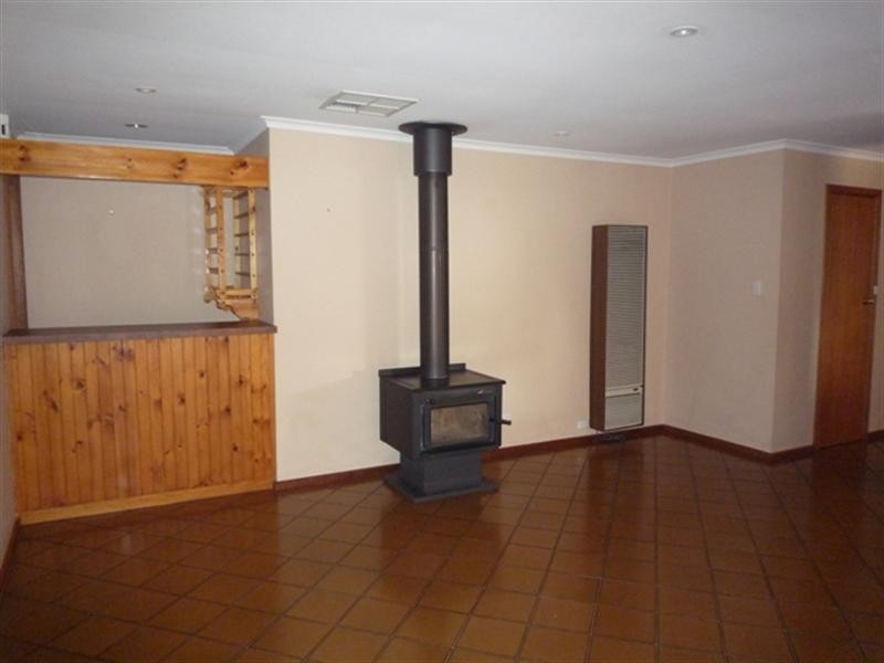 10 Baudin Avenue, Fairview Park SA 5126