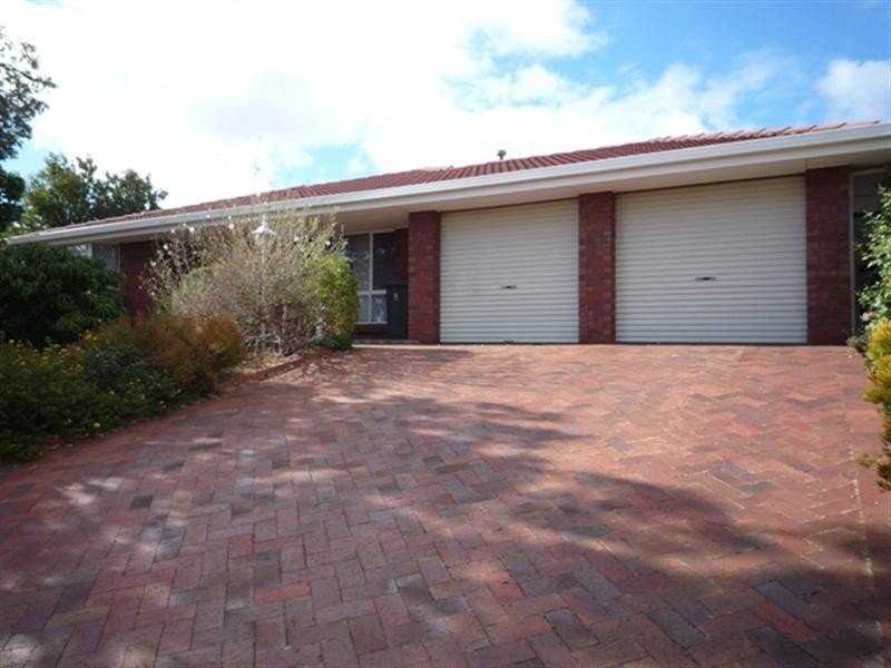 281 Grenfell Road, Redwood Park SA 5097