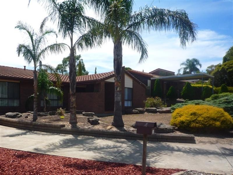 10 Baudin Avenue, Fairview Park SA 5126