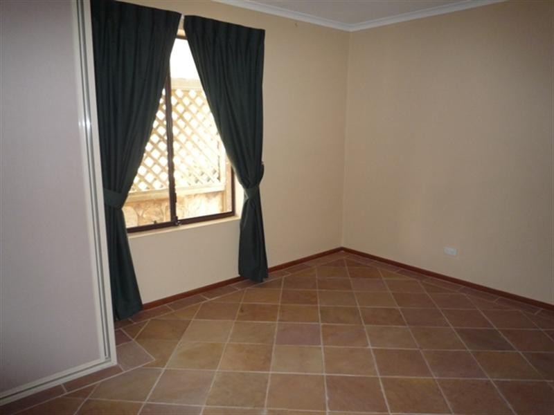 10 Baudin Avenue, Fairview Park SA 5126