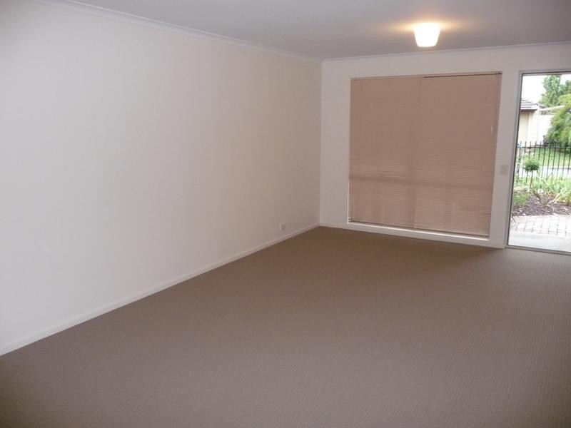 71 Kew Drive, Oakden SA 5086