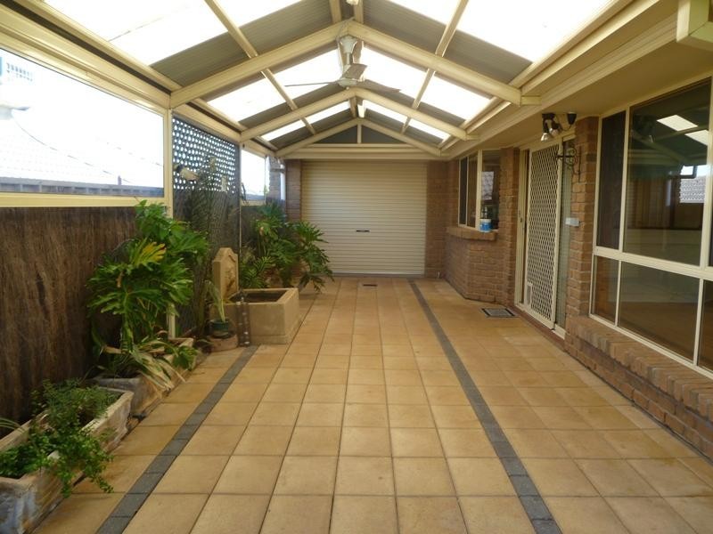 12 Harbour Drive, Gulfview Heights SA 5096