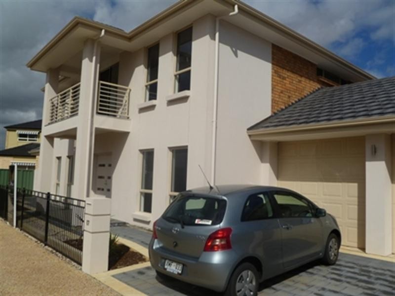 17 Mapleton Circuit, Mawson Lakes SA 5095
