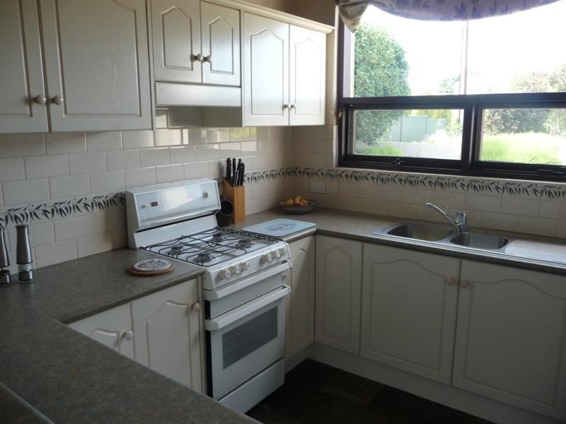 12 Ramsgate Avenue, Para Hills SA 5096