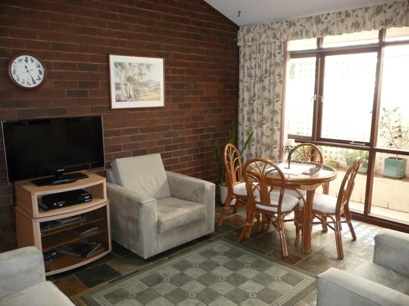 12 Ramsgate Avenue, Para Hills SA 5096