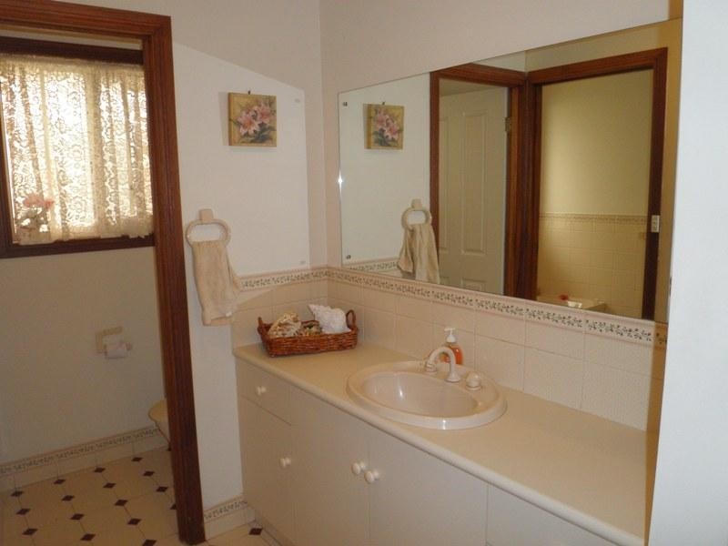 12 Harbour Drive, Gulfview Heights SA 5096