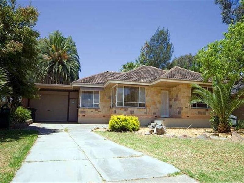 15 Lynore Road, Ridgehaven SA 5097