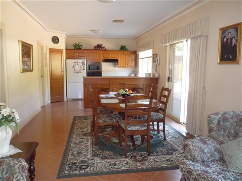 32 Swansea Circuit, Gulfview Heights SA 5096