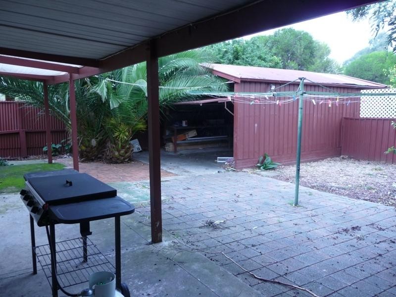 115 Nelson Road (Service Road), Valley View SA 5093