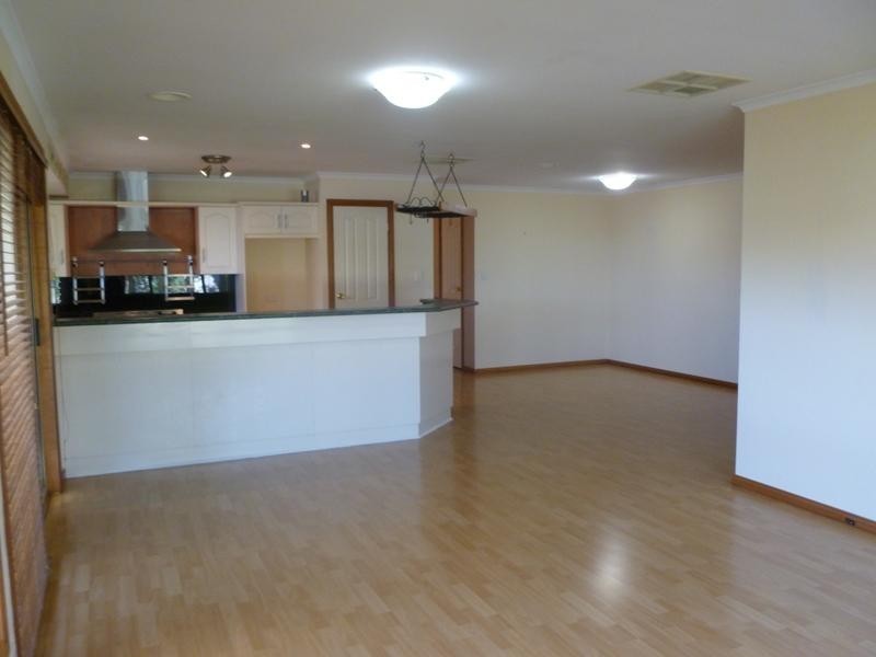 12 Harbour Drive, Gulfview Heights SA 5096