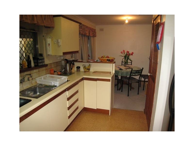 35 Boronia Drive, Hope Valley SA 5090