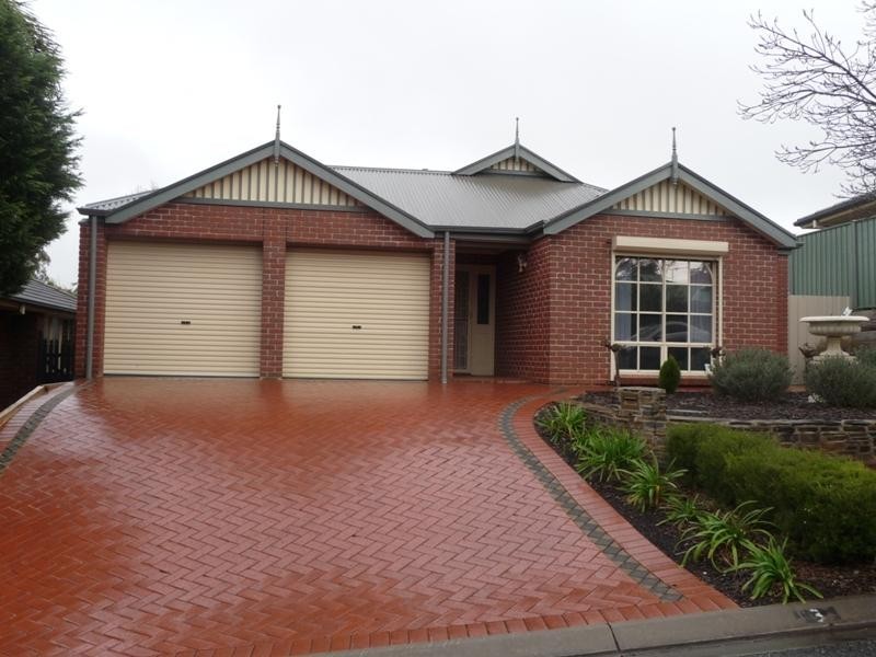 3 Lake Magenta Court, Greenwith SA 5125
