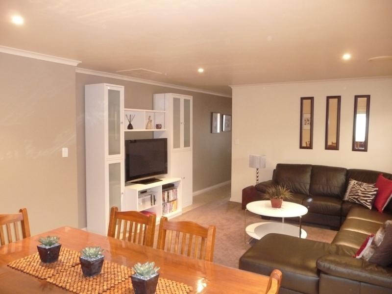 3 Lake Magenta Court, Greenwith SA 5125