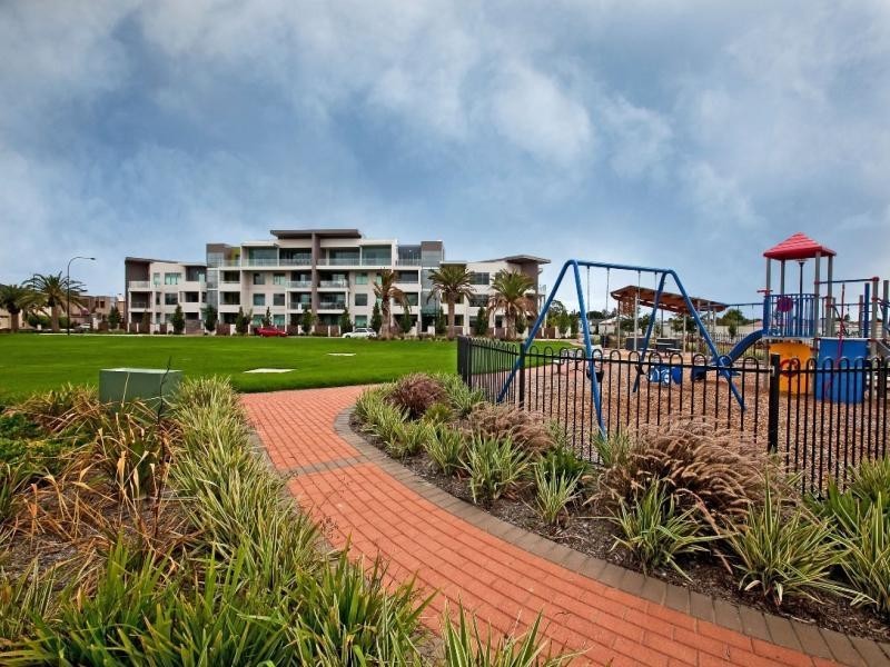 17/1 Burt Avenue, Findon SA 5023