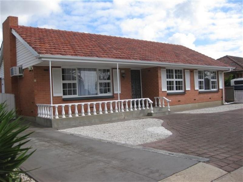 223 Wright Road, Valley View SA 5093