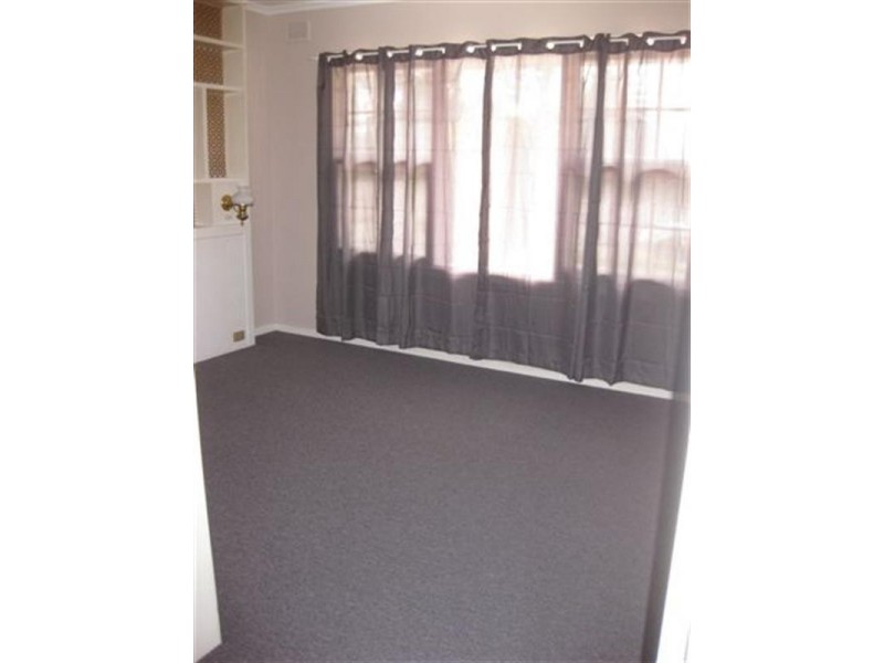 223 Wright Road, Valley View SA 5093