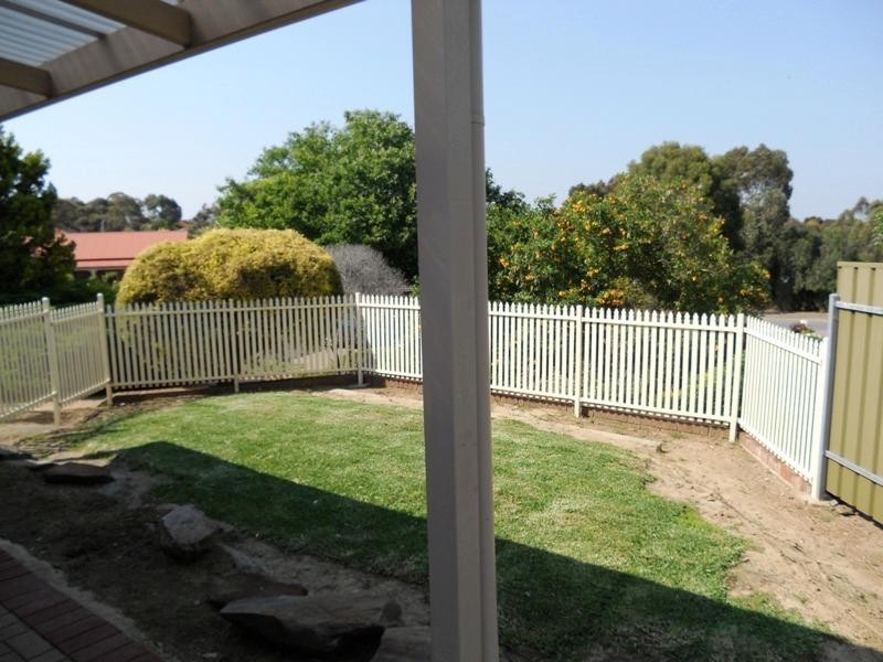 1 Prince of Wales Court, Wynn Vale SA 5127