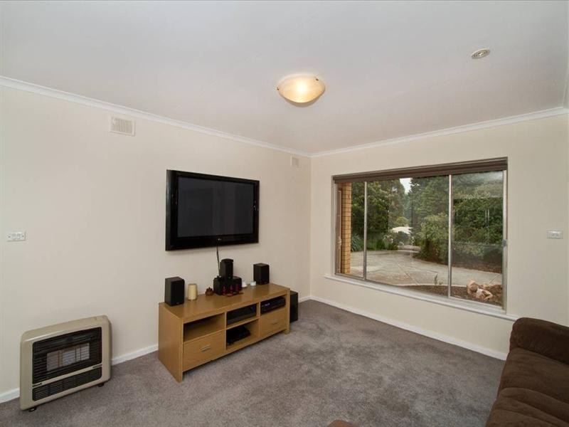 10 Chapman Avenue, Salisbury Heights SA 5109