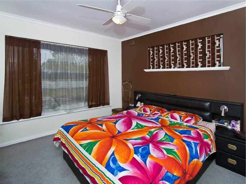 10 Chapman Avenue, Salisbury Heights SA 5109