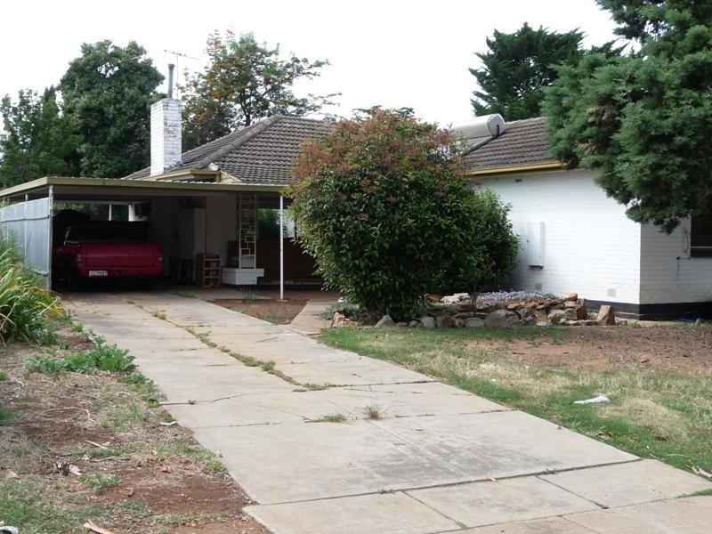 6 Garlick Road, Elizabeth Park SA 5113