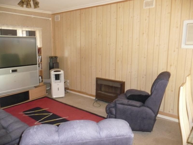 6 Garlick Road, Elizabeth Park SA 5113