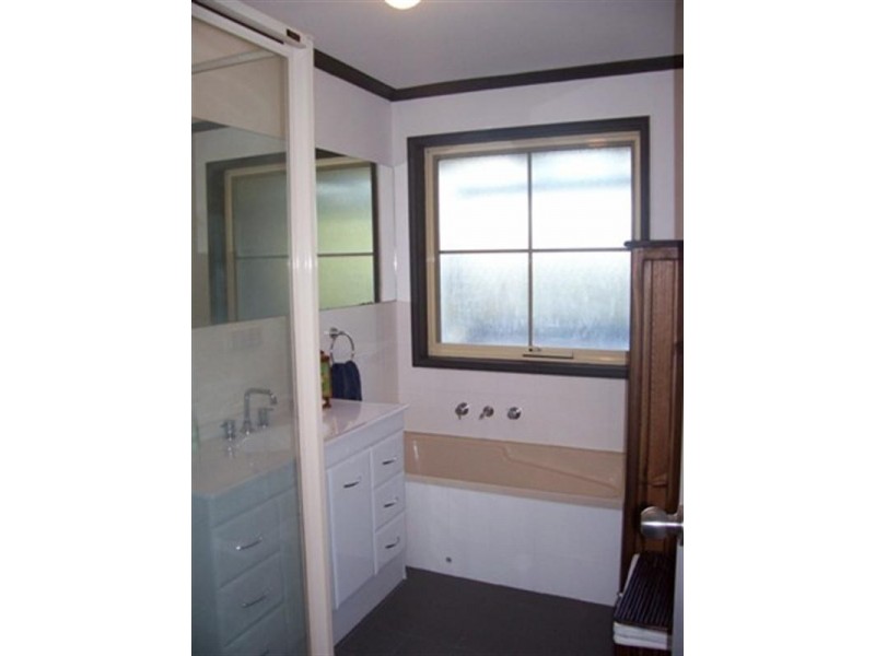 7/36 DEBENHAM Court, Greenwith SA 5125