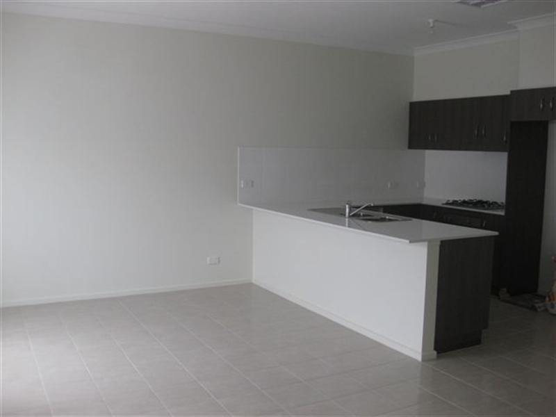 8 Rollings Way, Blakeview SA 5114