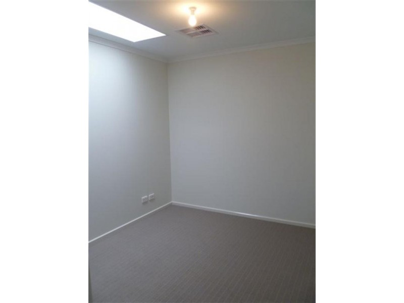 8 Rollings Way, Blakeview SA 5114